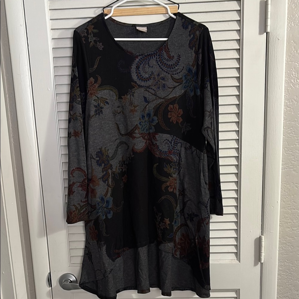 Floral Black and Gray Sweater Shirt